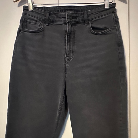 American Eagle Mom-Jean in Blk Size 8REG - Picture 9 of 13